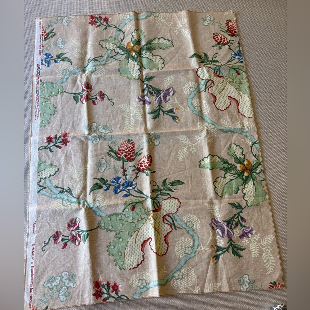 Large fabric piece - Braunschwig & Fils Pattern “Fabiano”